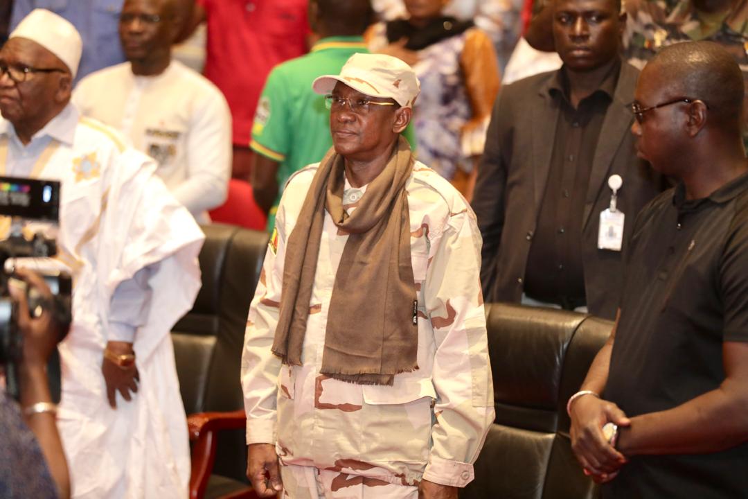 « L’illégalité » de la Transition confirmée par la « Clarification »